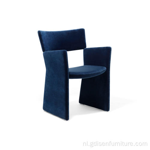 Moderne modeontwerper Crown fauteuil door MassProductions